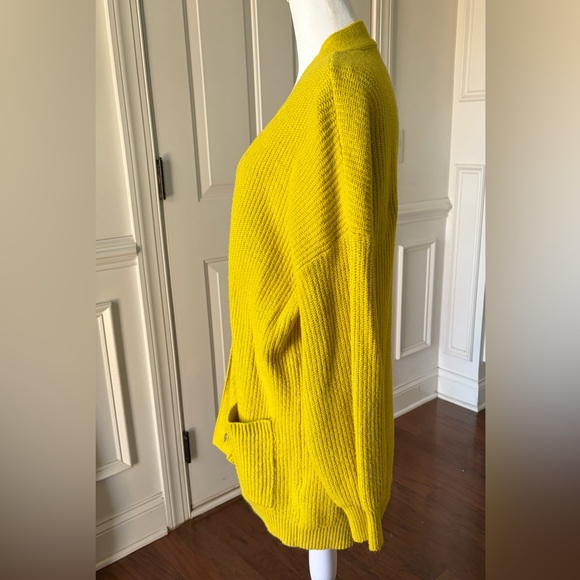Aerie Vibrant Yellow/Green Oversized Women's Cardigan Size Small - Picture 3 of 6